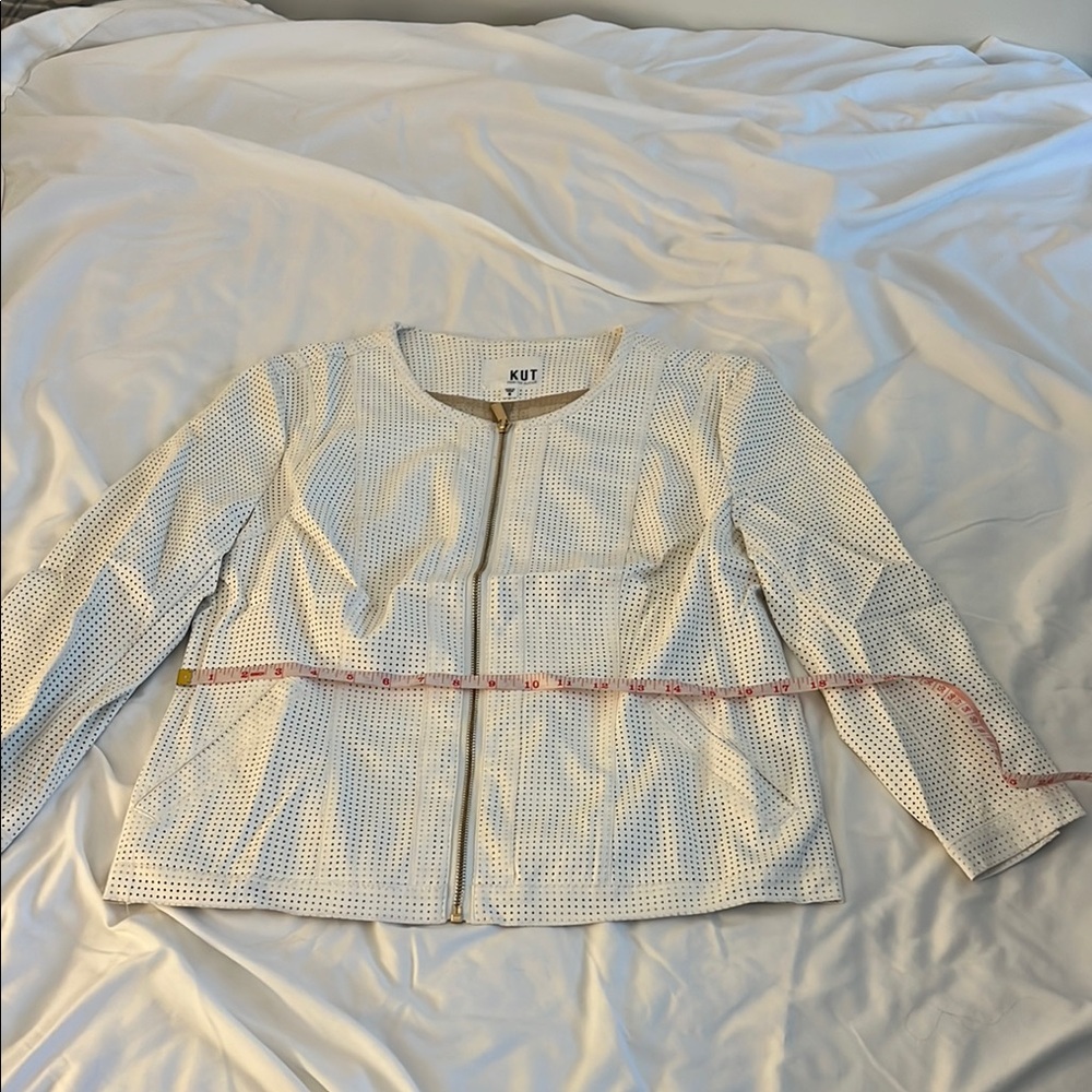 Kut from the Kloth White Blazer with Tailored Seams